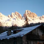 Dolomiti Hotel 2*