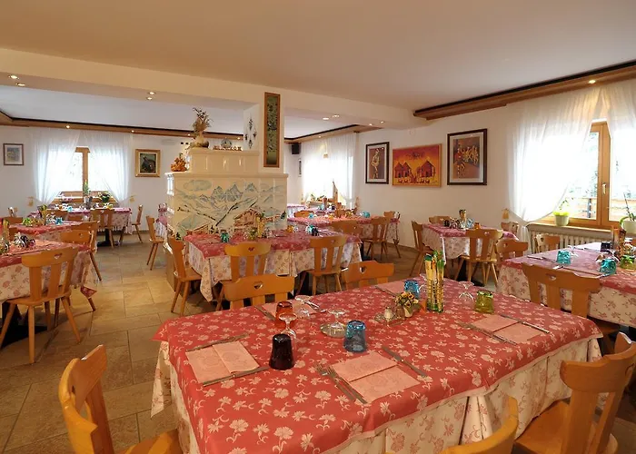 Dolomiti מלון פלקאדה