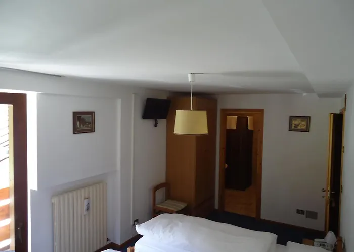 Dolomiti Отель 2*